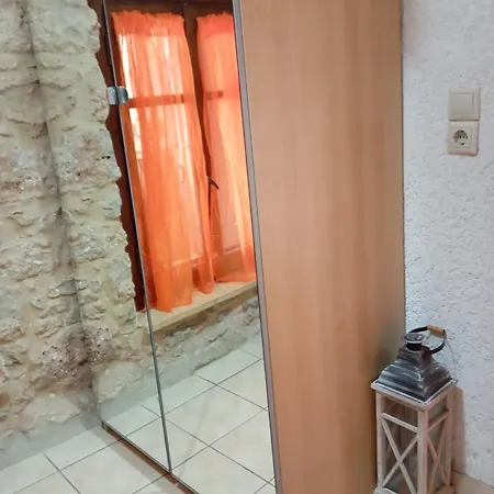 Guest house Niko's Stone