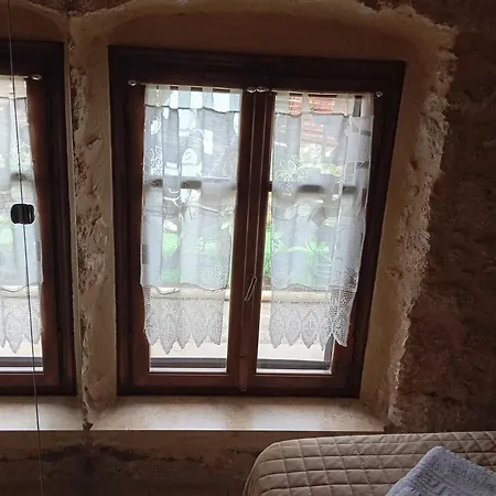 Guest house Niko's Stone Plitra