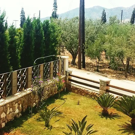 Niko's Stone Guest house