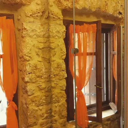 Guest house Niko's Stone Plitra