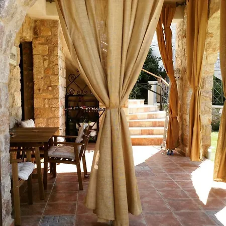 Niko's Stone Guest house *