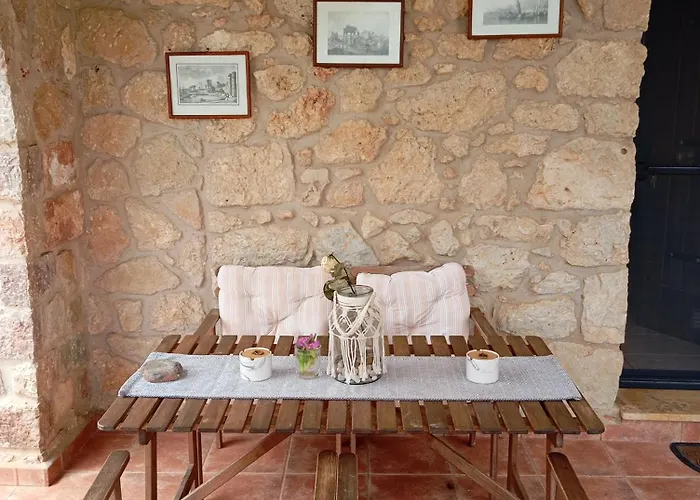 Niko's Stone 4* פליטרה