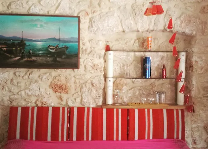 Niko's Stone Pensionat