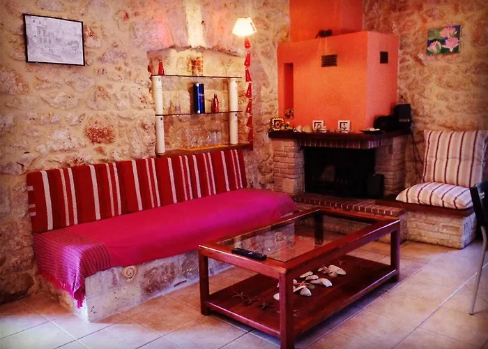 Niko's Stone בית הארחה 4*